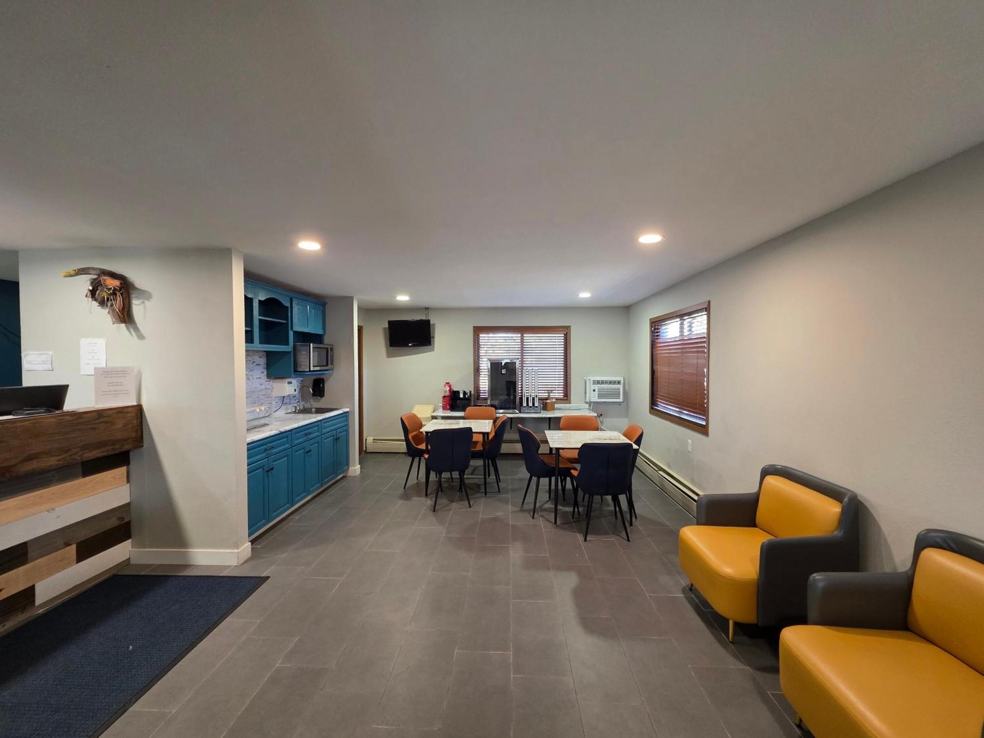 Motel Super 8 By Wyndham Hayward Wi Extérieur photo