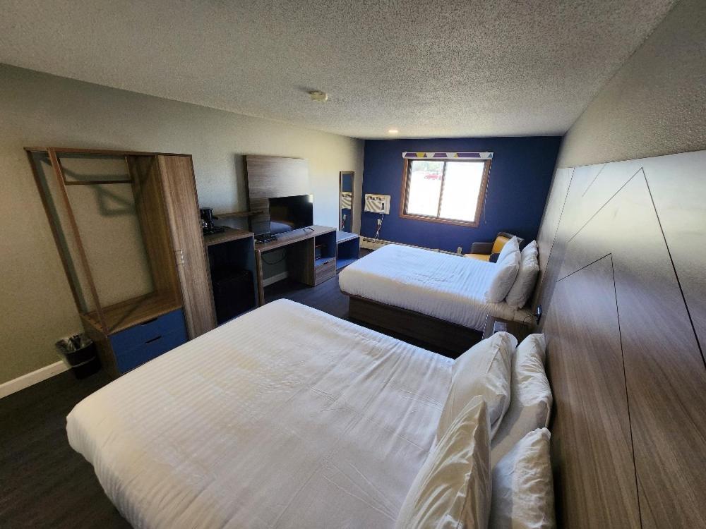 Motel Super 8 By Wyndham Hayward Wi Extérieur photo