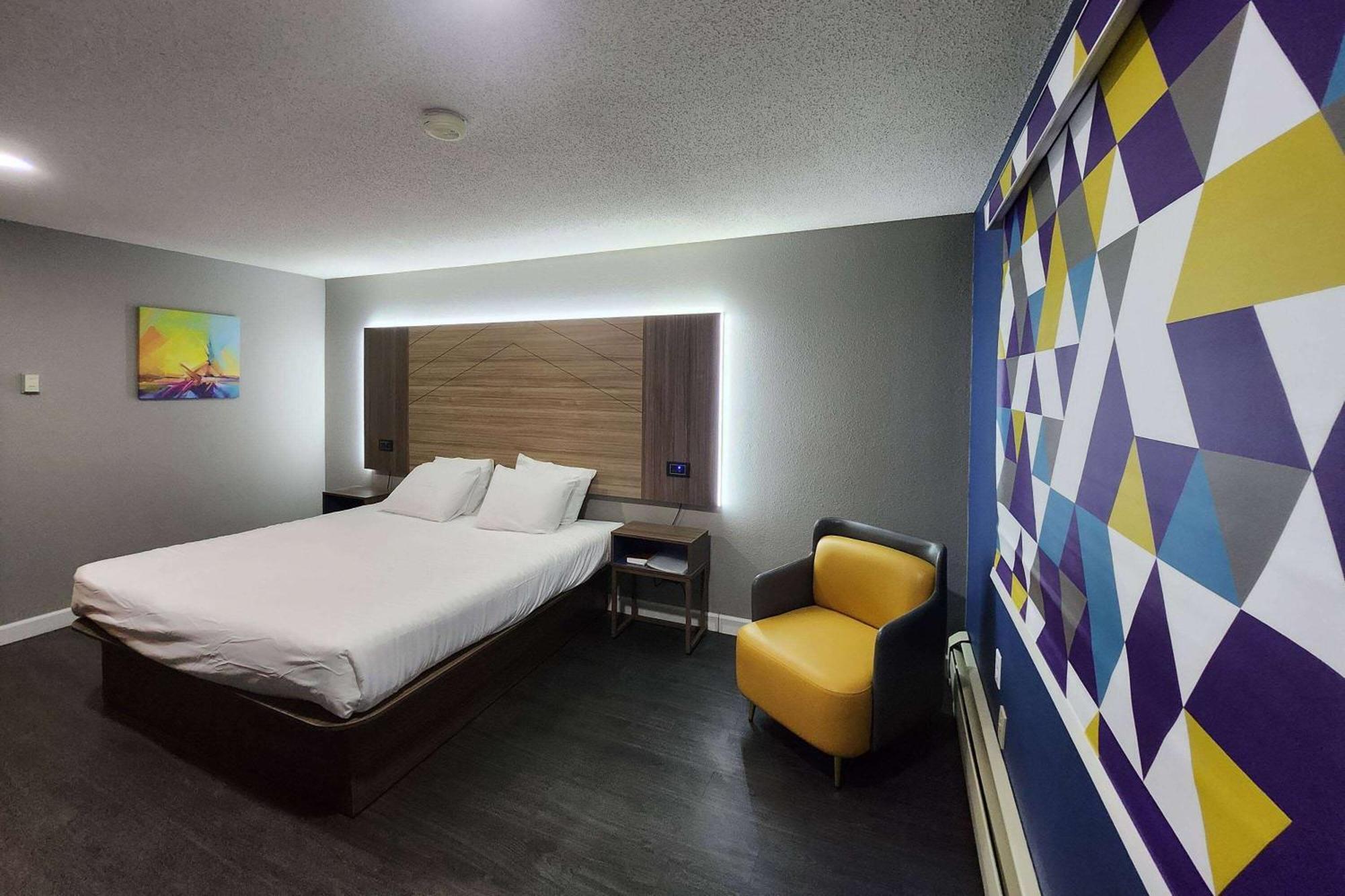 Motel Super 8 By Wyndham Hayward Wi Extérieur photo