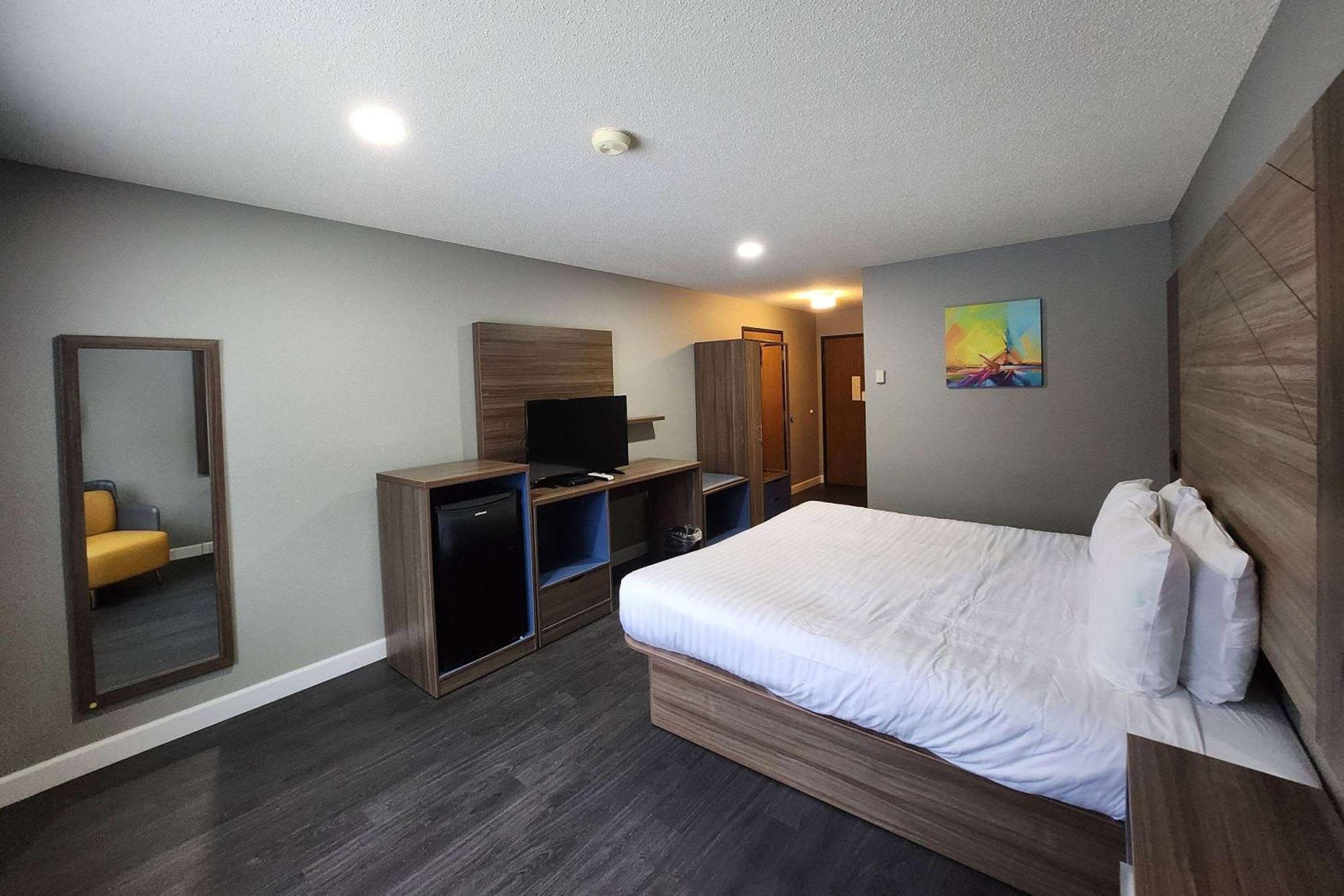 Motel Super 8 By Wyndham Hayward Wi Extérieur photo